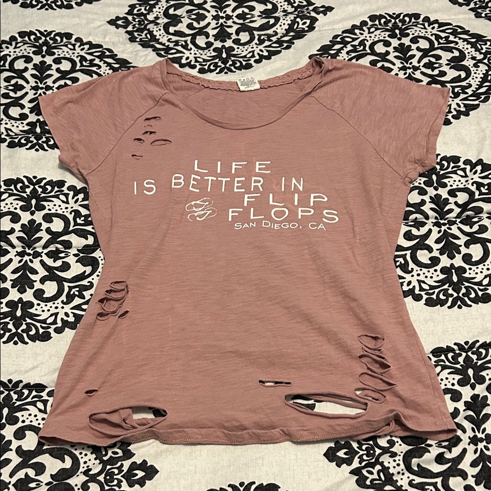 Exist Mauve Distressed Graphic Tee